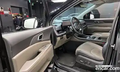 Kia Canival 2024 1.6 Автомат в Москве № 123984, миниатюра 4