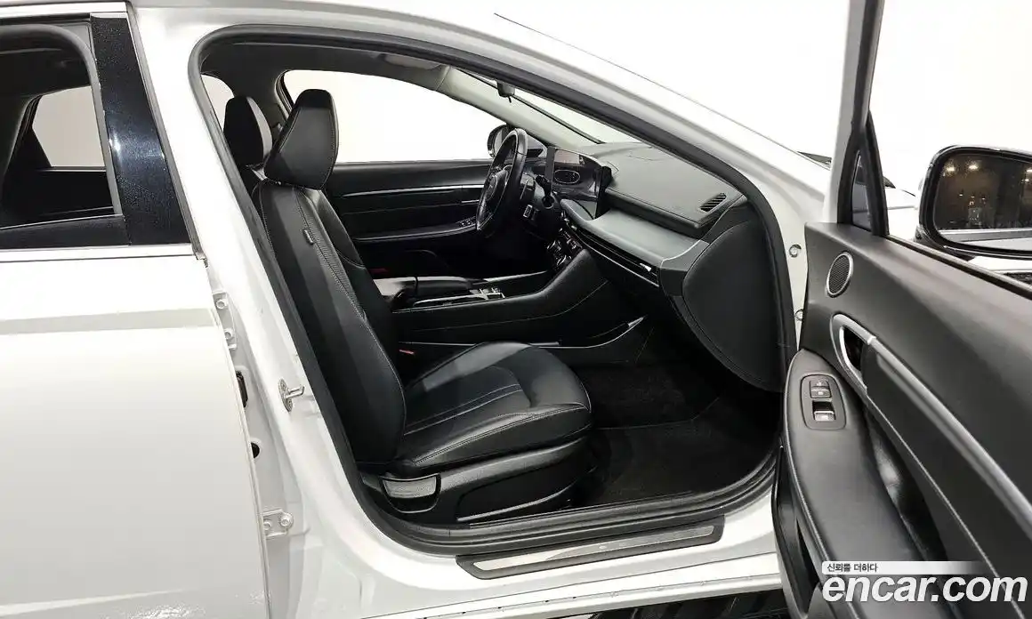 Hyundai Sonata 2024 2.0 Автомат в Москве № 125185, фото 9