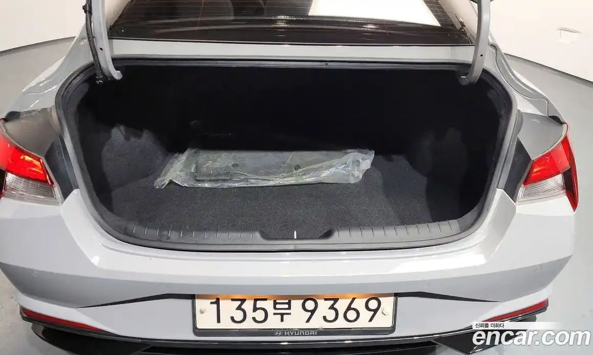 Hyundai Avante 2021 1.6 Автомат в Москве № 126949, фото 19