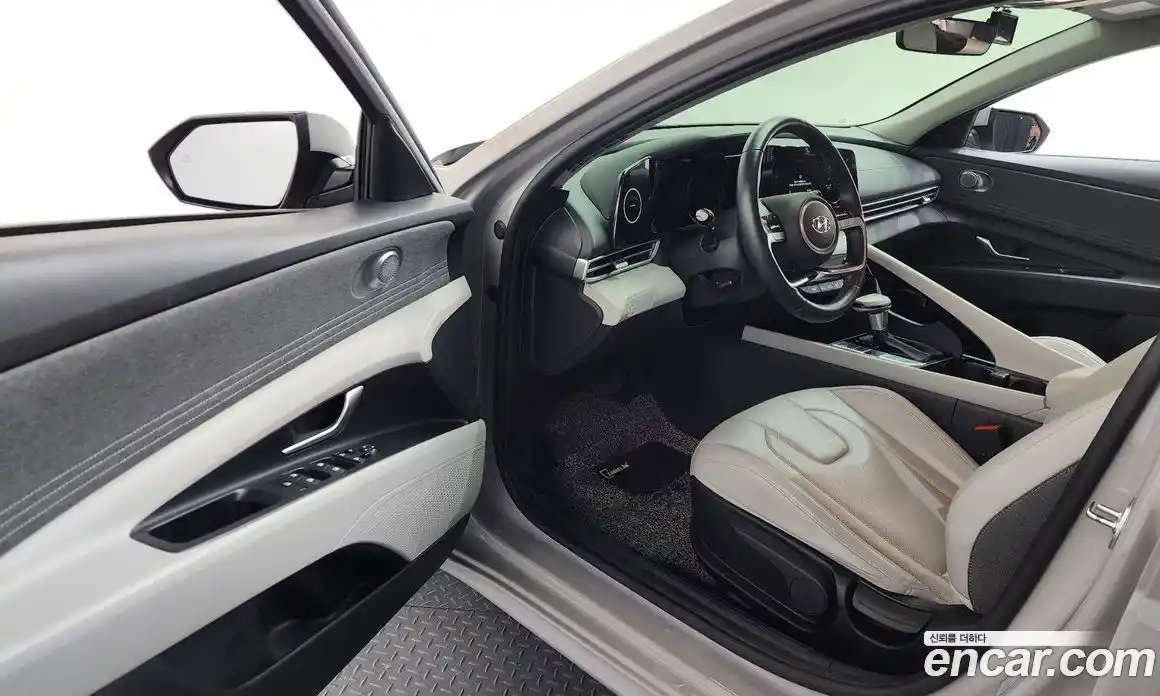 Hyundai Avante 2021 1.6 Автомат в Москве № 126949, фото 10