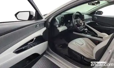 Hyundai Avante 2021 1.6 Автомат в Москве № 126949, миниатюра 10