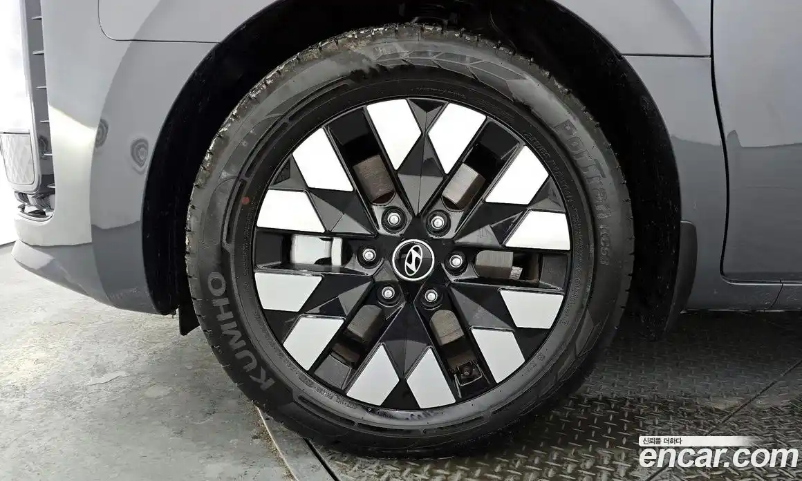 Hyundai Staria 2025 2.2 Автомат в Москве № 129663, фото 5