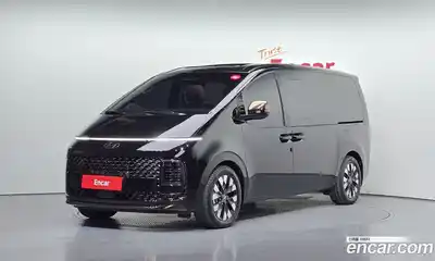 Hyundai Staria, 2025