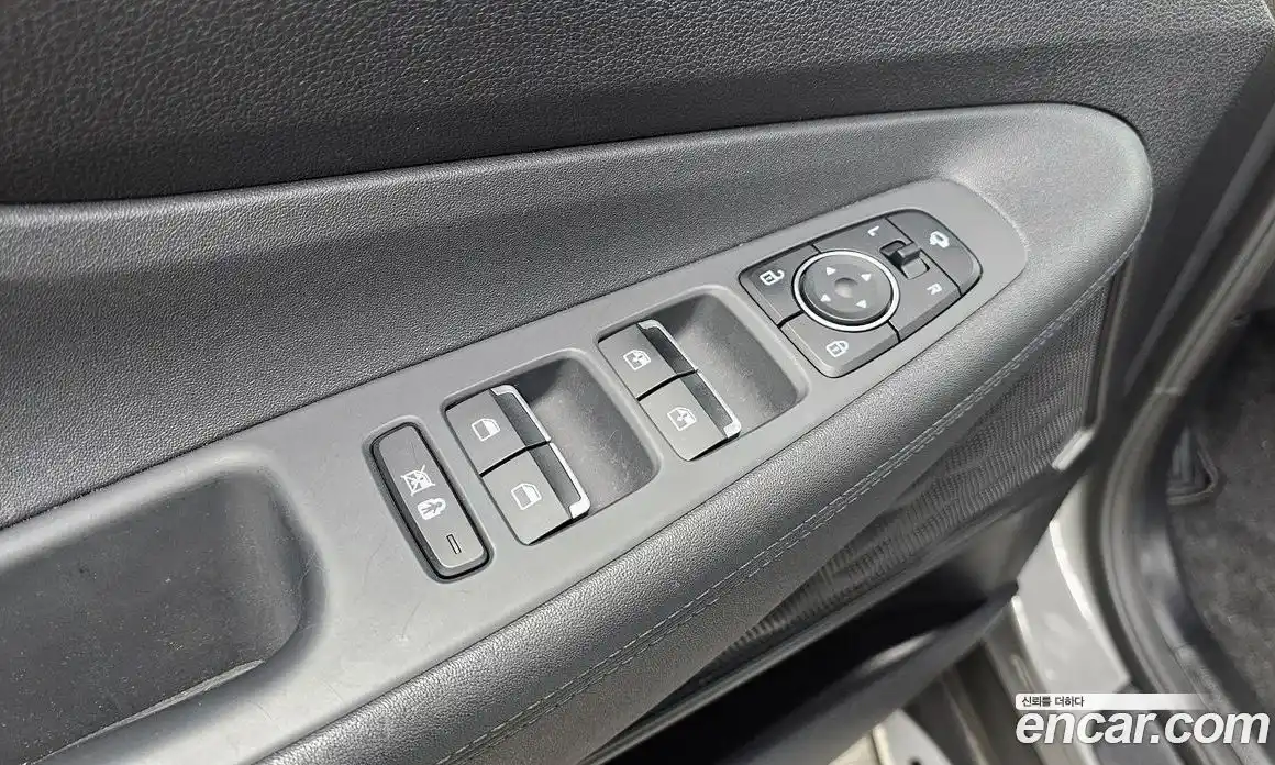 Hyundai Santa Fe 2019 2.0 Автомат в Москве № 130171, фото 18