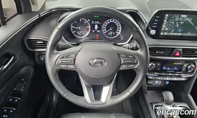 Hyundai Santa Fe 2019 2.0 Автомат в Москве № 130171, миниатюра 2