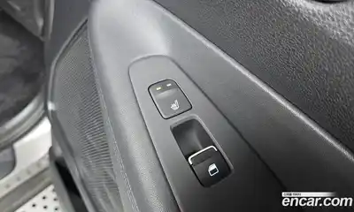 Hyundai Santa Fe 2019 2.0 Автомат в Москве № 130171, миниатюра 7