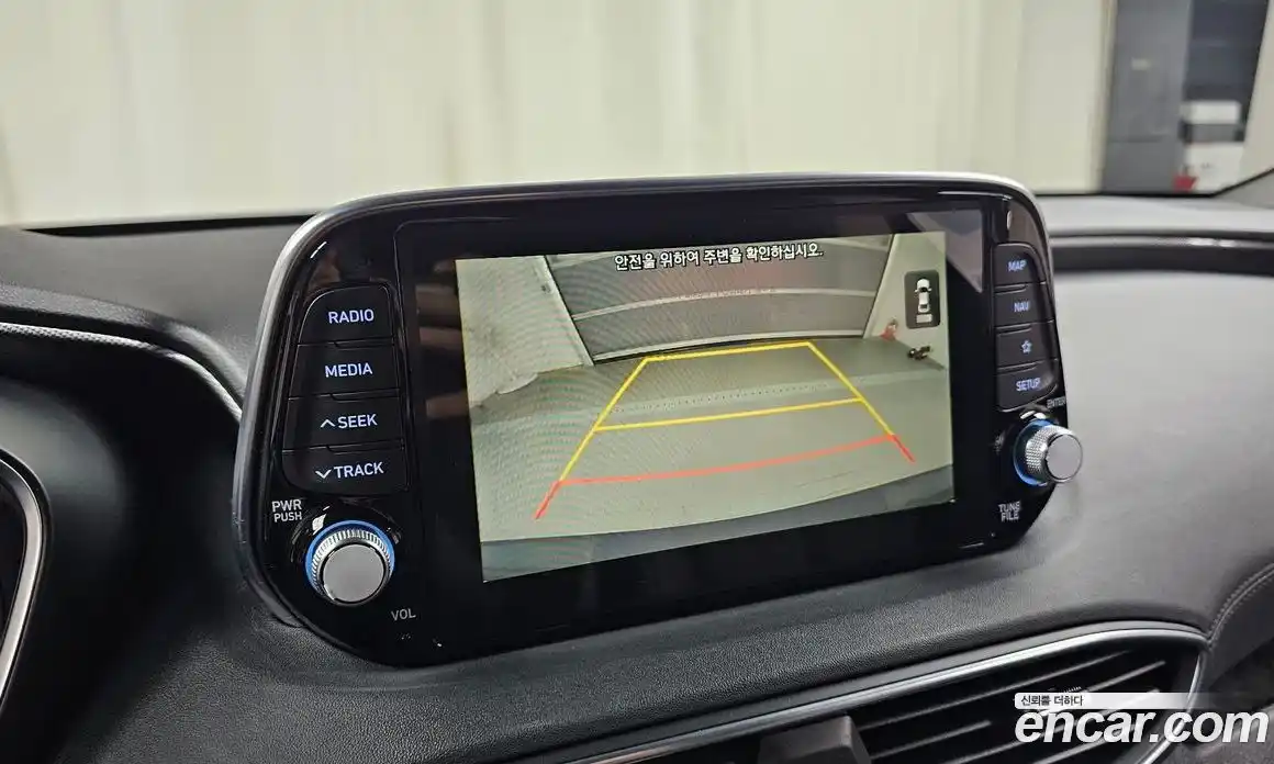 Hyundai Santa Fe 2019 2.0 Автомат в Москве № 130171, фото 10