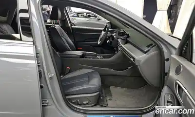 Hyundai Sonata 2024 1.6 Автомат в Москве № 130587, миниатюра 3