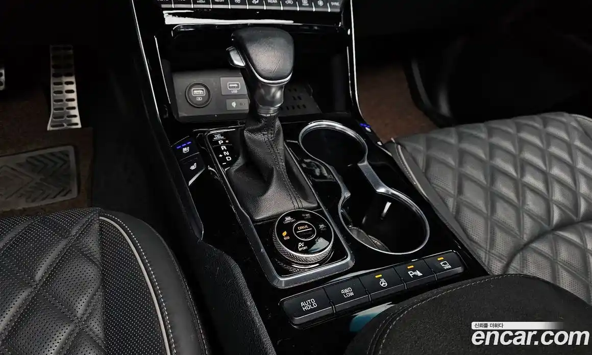 Kia Mohave 2024 3.0 Автомат в Москве № 131529, фото 6