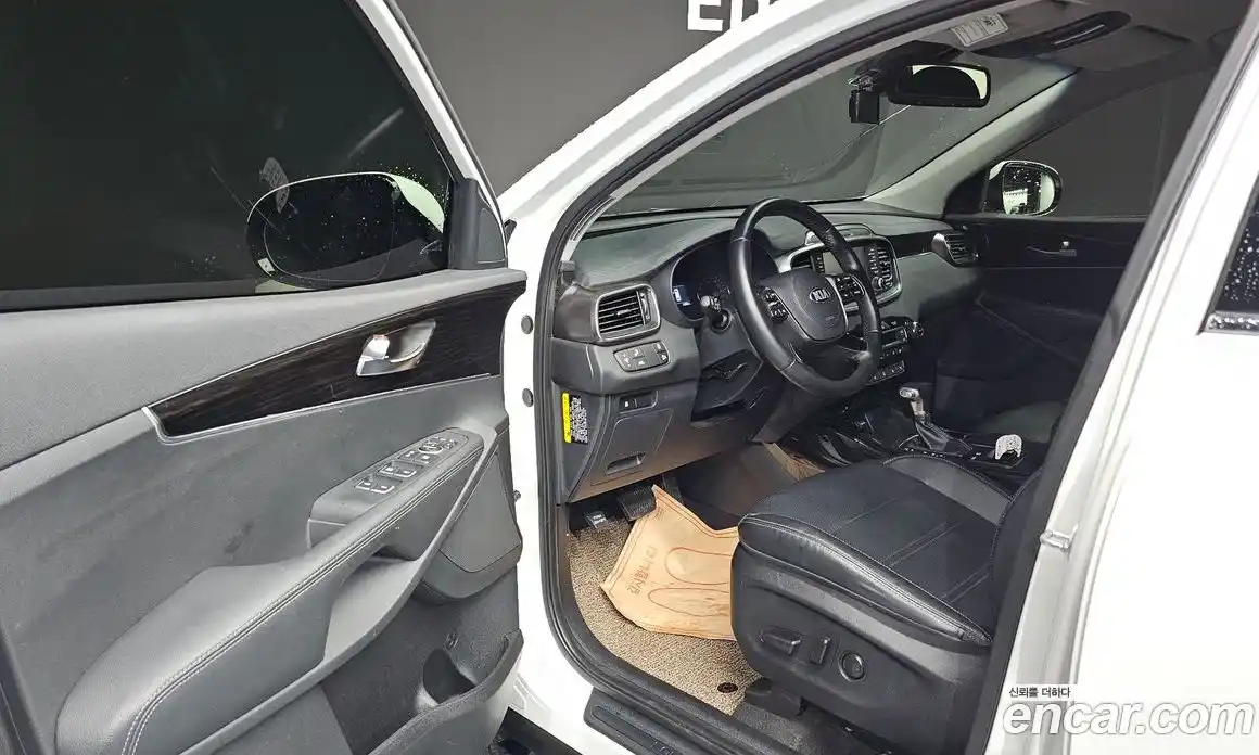 Kia Sorento 2020 2.0 Автомат в Москве № 131672, фото 18