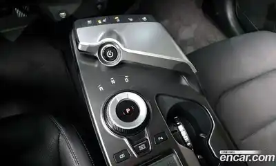 Kia EV6 2023 0.1 Автомат в Москве № 132259, миниатюра 12