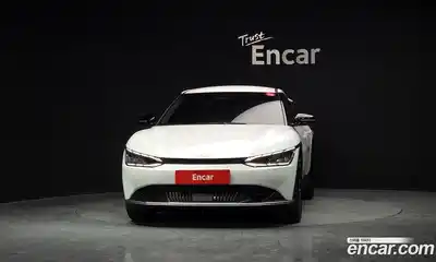 Kia EV6 2023 0.1 Автомат в Москве № 132259, миниатюра 7