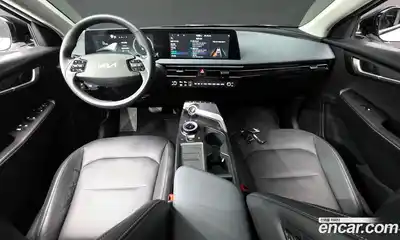 Kia EV6 2023 0.1 Автомат в Москве № 132259, миниатюра 8