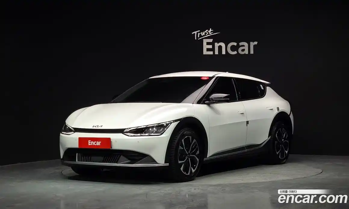 Kia EV6 2023 0.1 Автомат в Москве № 132259, фото 10