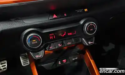 Kia Stonic 2018 1.4 Автомат в Москве № 132571, миниатюра 7