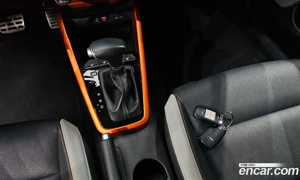 Kia Stonic 2018 1.4 Автомат в Москве № 132571, фото 8