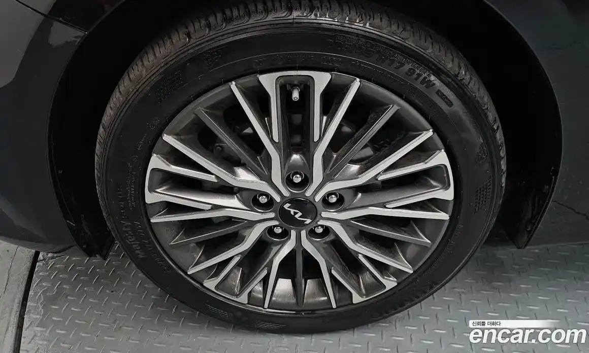 Kia K3 2024 1.6 Автомат в Москве № 134328, фото 16