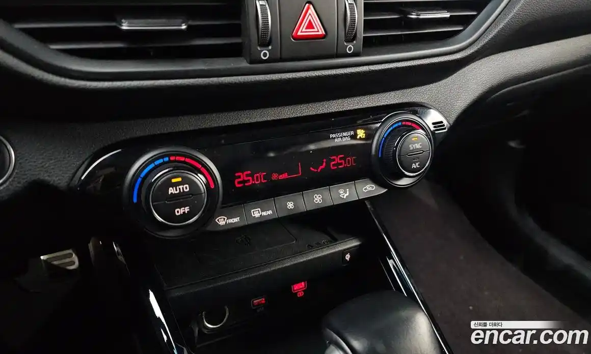 Kia K3 2024 1.6 Автомат в Москве № 134328, фото 19