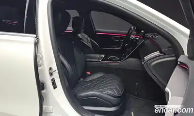 Mercedes-Benz S-Class 2023 2.9 Автомат в Москве № 136862, миниатюра 4