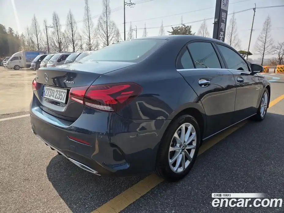 Mercedes-Benz A-Class 2020 2.0 Автомат в Москве № 141518, фото 4