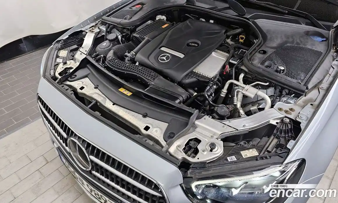 Mercedes-Benz E-Class 2021 2.0 Автомат в Москве № 142056, фото 13