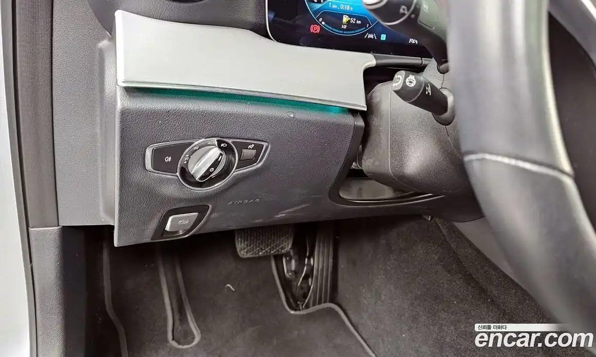 Mercedes-Benz E-Class 2021 2.0 Автомат в Москве № 142056, фото 8