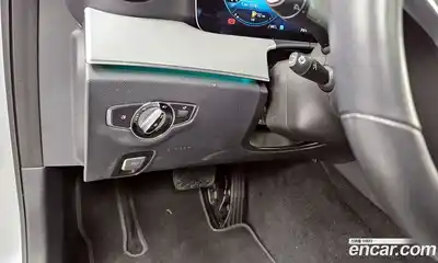 Mercedes-Benz E-Class 2021 2.0 Автомат в Москве № 142056, миниатюра 8