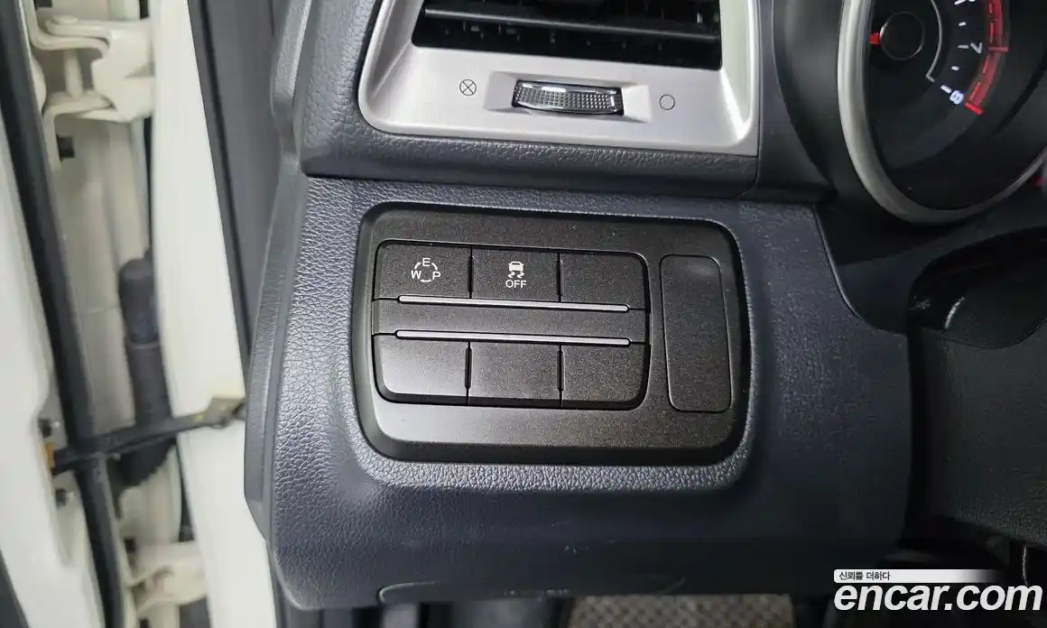 SsangYong TIBOLI 2016 1.6 Автомат в Москве № 146535, фото 14