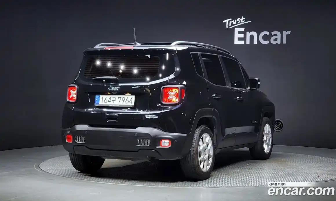Jeep Renegade 2021 2.4 Автомат в Москве № 147642, фото 13