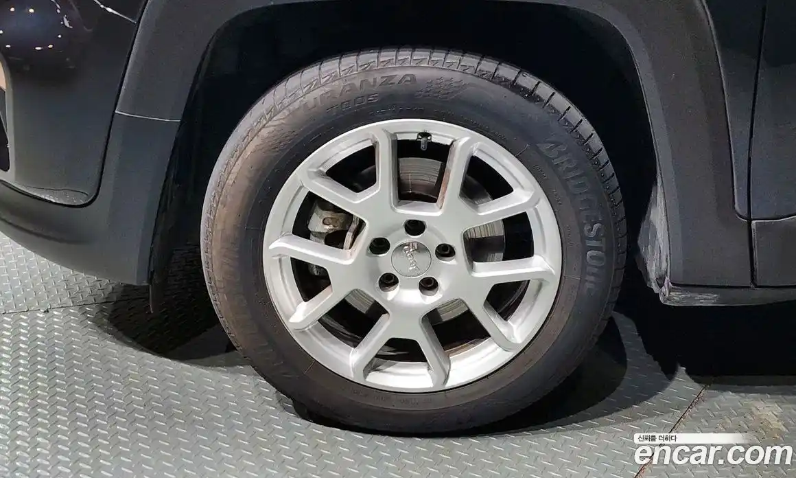 Jeep Renegade 2021 2.4 Автомат в Москве № 147642, фото 8