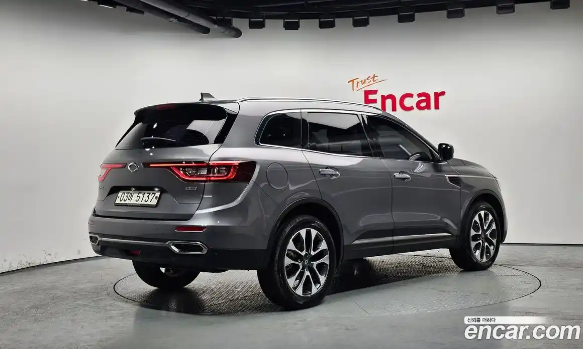 Renault QM6 2017 2.0 Автомат в Москве № 147653, фото 3