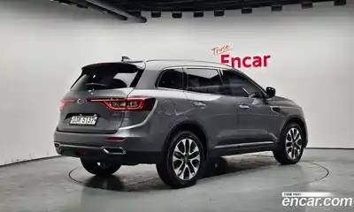 Renault QM6 2017 2.0 Автомат в Москве № 147653, миниатюра 3