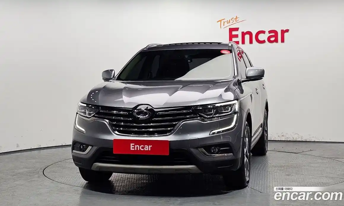 Renault QM6 2017 2.0 Автомат в Москве № 147653, фото 9