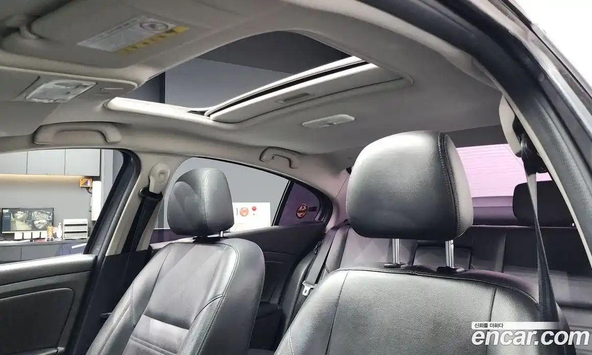 Renault SM3 2017 1.6 Автомат в Москве № 148299, фото 13