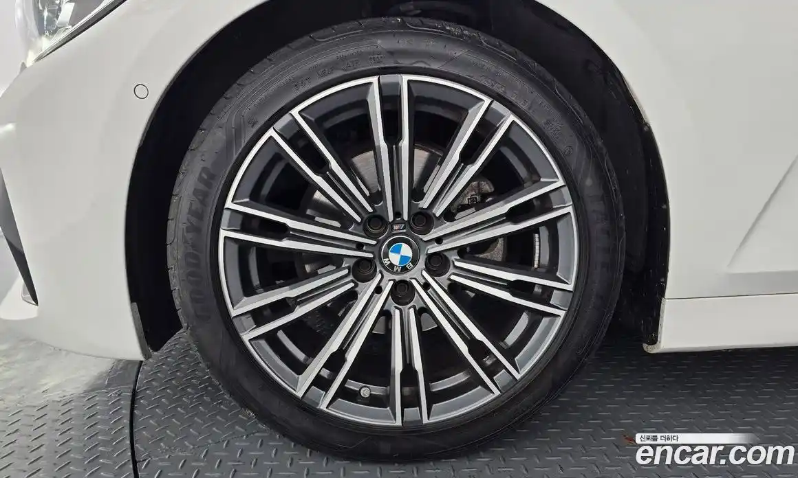 BMW 3-Series 2022 2.0 Автомат в Москве № 154638, фото 4