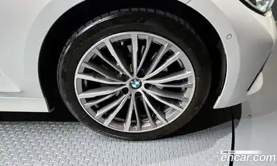 BMW 3-Series 2022 2.0 Автомат в Москве № 154721, миниатюра 11