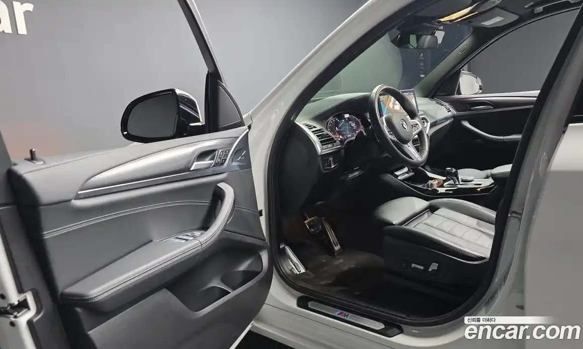 BMW X3 2023 2.0 Автомат в Москве № 154841, фото 4