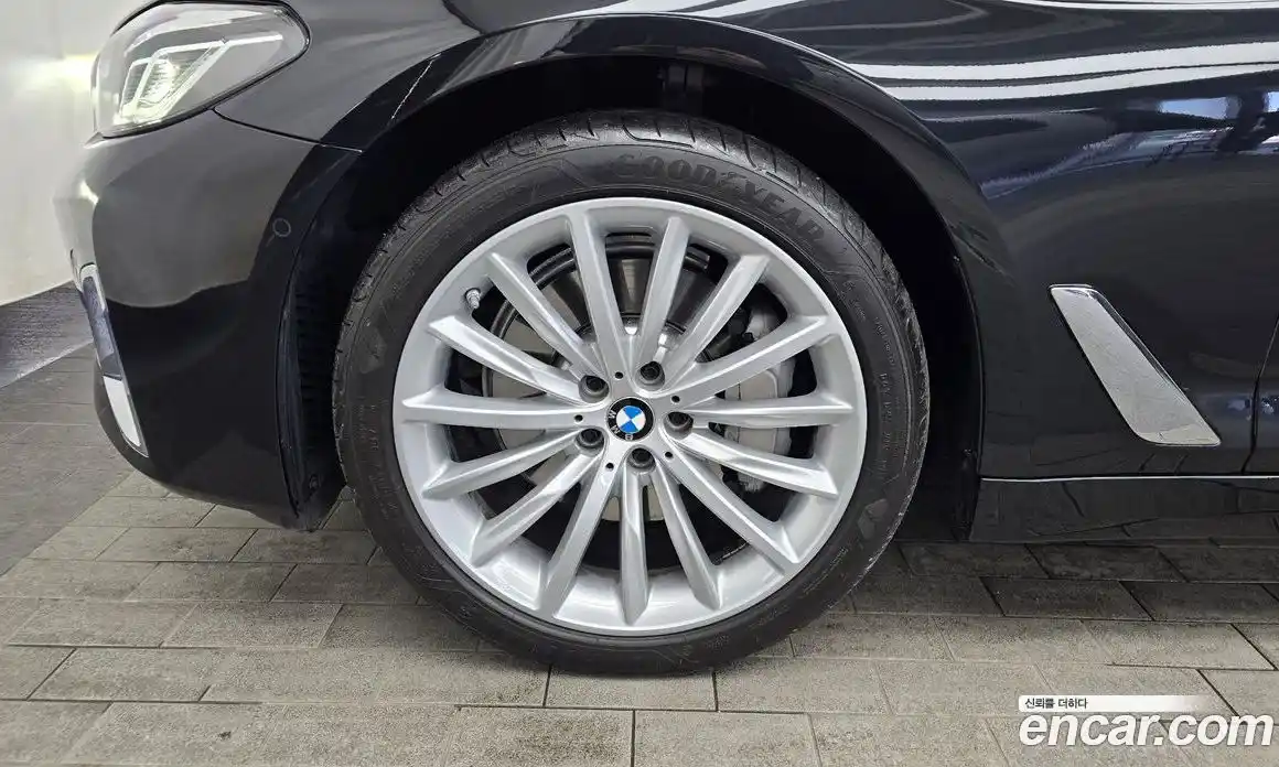 BMW 5-Series 2023 2.0 Автомат в Москве № 155389, фото 15