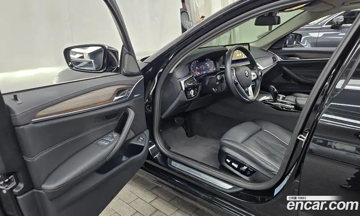 BMW 5-Series 2023 2.0 Автомат в Москве № 155389, фото 17