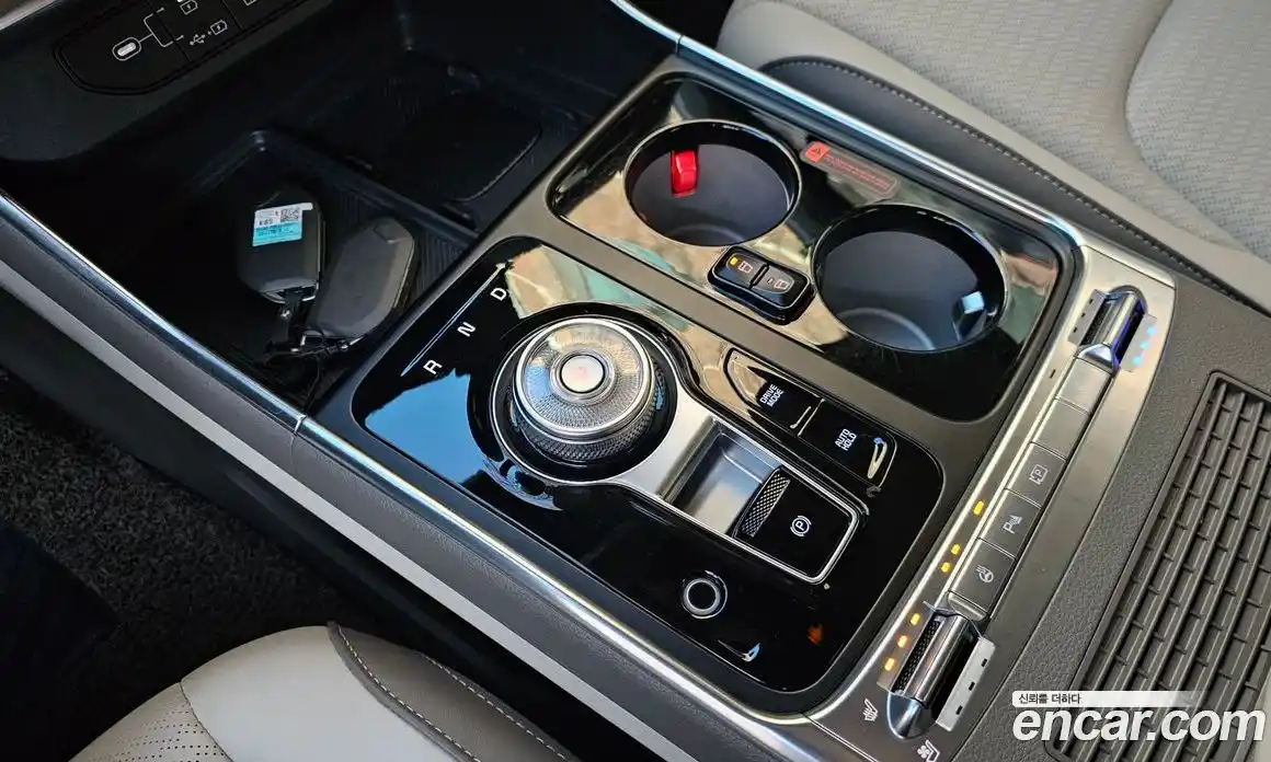 Kia Canival 2024 3.5 Автомат в Москве № 15997, фото 6