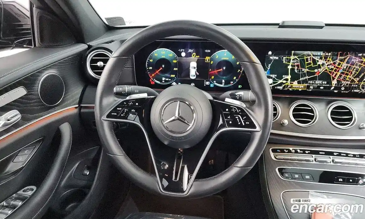 Mercedes-Benz E-Class 2023 2.0 Автомат в Москве № 160544, фото 19