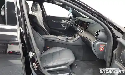 Mercedes-Benz E-Class 2023 2.0 Автомат в Москве № 160544, миниатюра 9