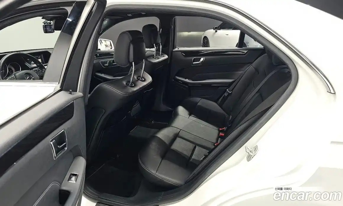 Mercedes-Benz E-Class 2016 2.0 Автомат в Москве № 160719, фото 8