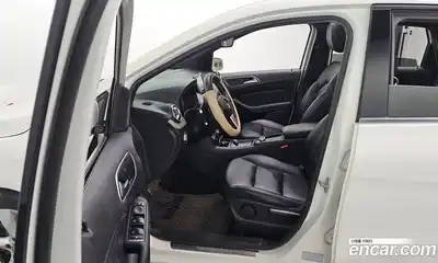 Mercedes-Benz B-Class 2013 1.8 Автомат в Москве № 161508, миниатюра 12