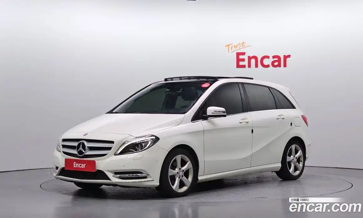 Mercedes-Benz B-Class 2013 1.8 Автомат в Москве № 161508, фото 17