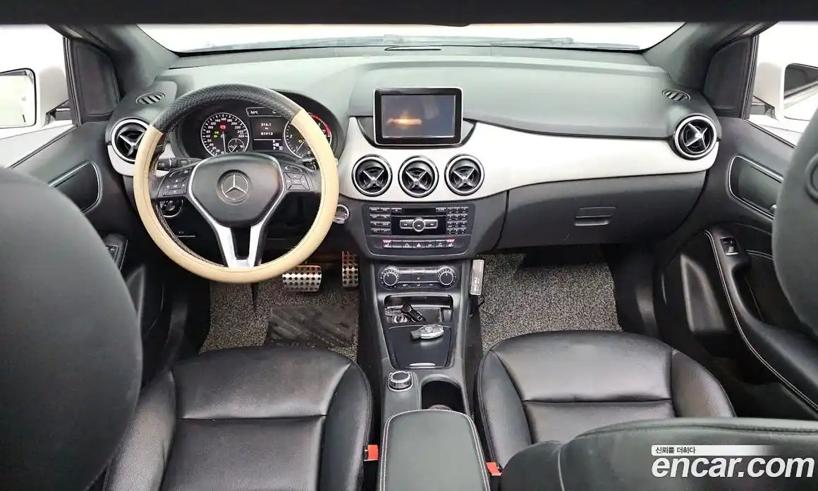 Mercedes-Benz B-Class 2013 1.8 Автомат в Москве № 161508, фото 5