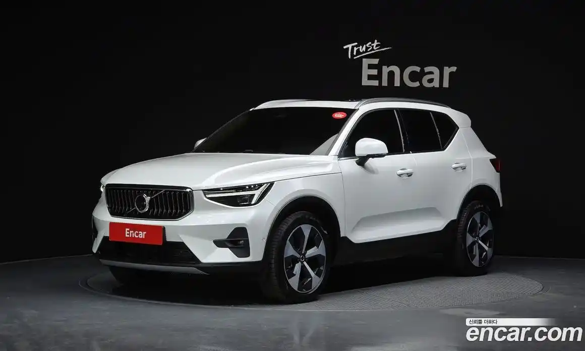 Volvo XC40 2024 2.0 Автомат в Москве № 164184, фото 10