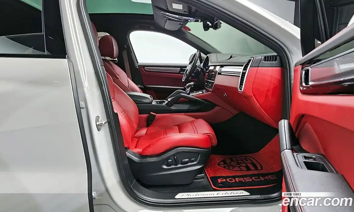 Porsche Cayenne 2022 3.0 Автомат в Москве № 165237, фото 15