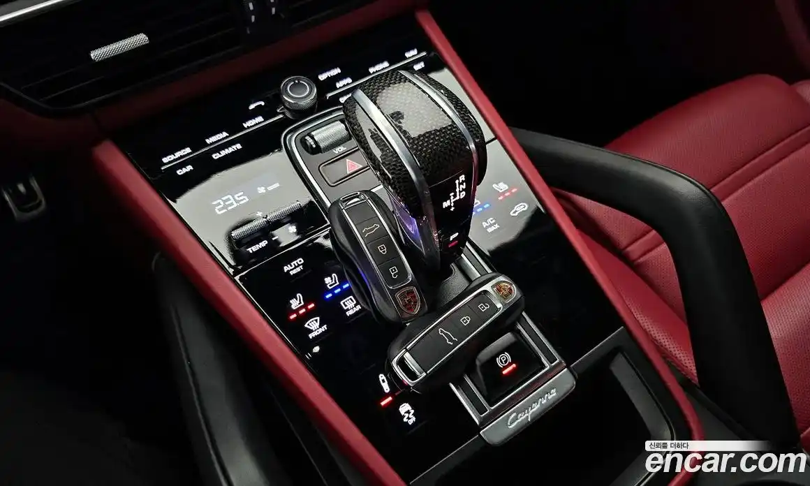 Porsche Cayenne 2022 3.0 Автомат в Москве № 165237, фото 19