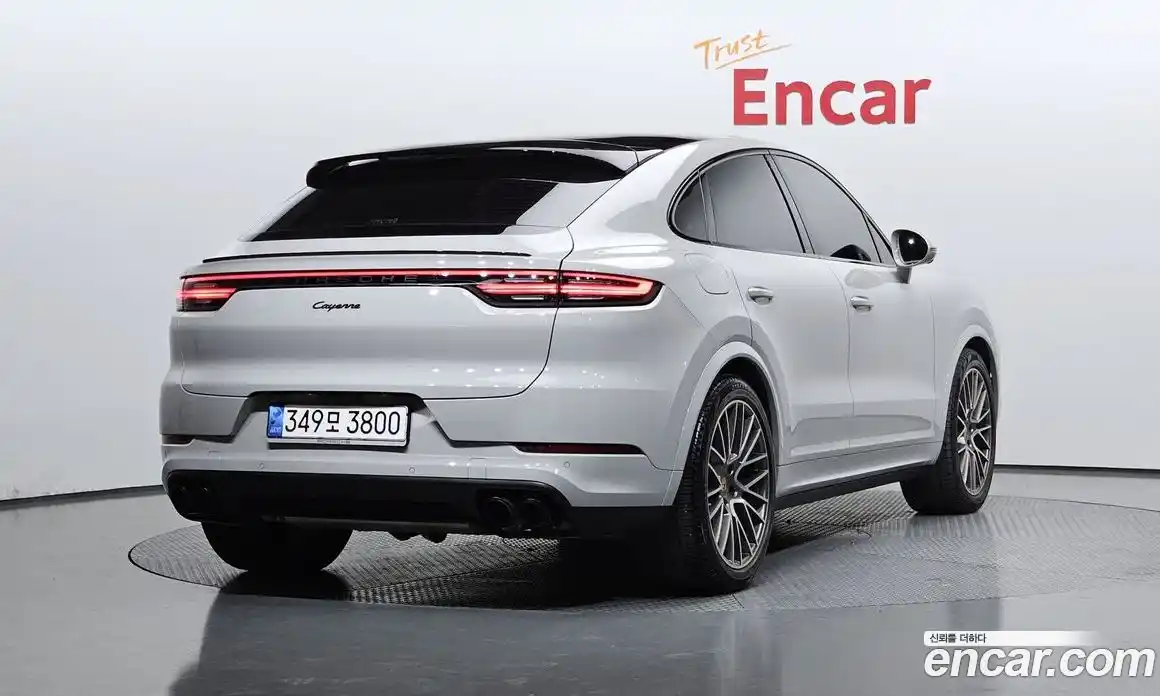Porsche Cayenne 2022 3.0 Автомат в Москве № 165237, фото 3